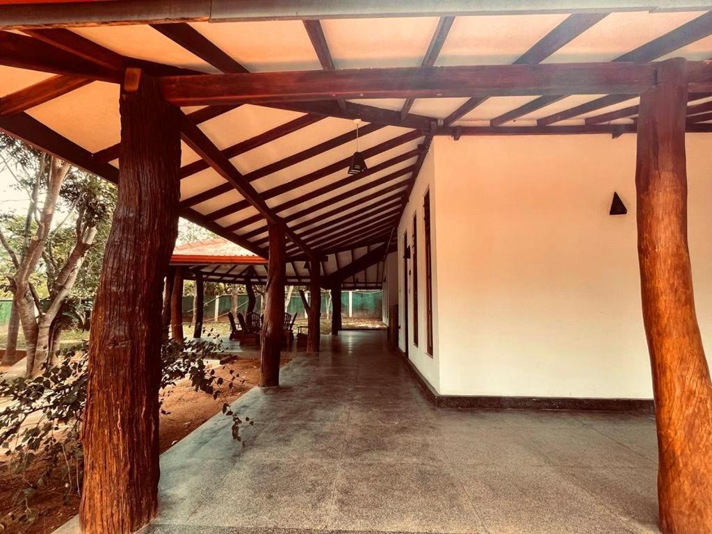 Kingfisher Resort Sigiriya Exterior photo