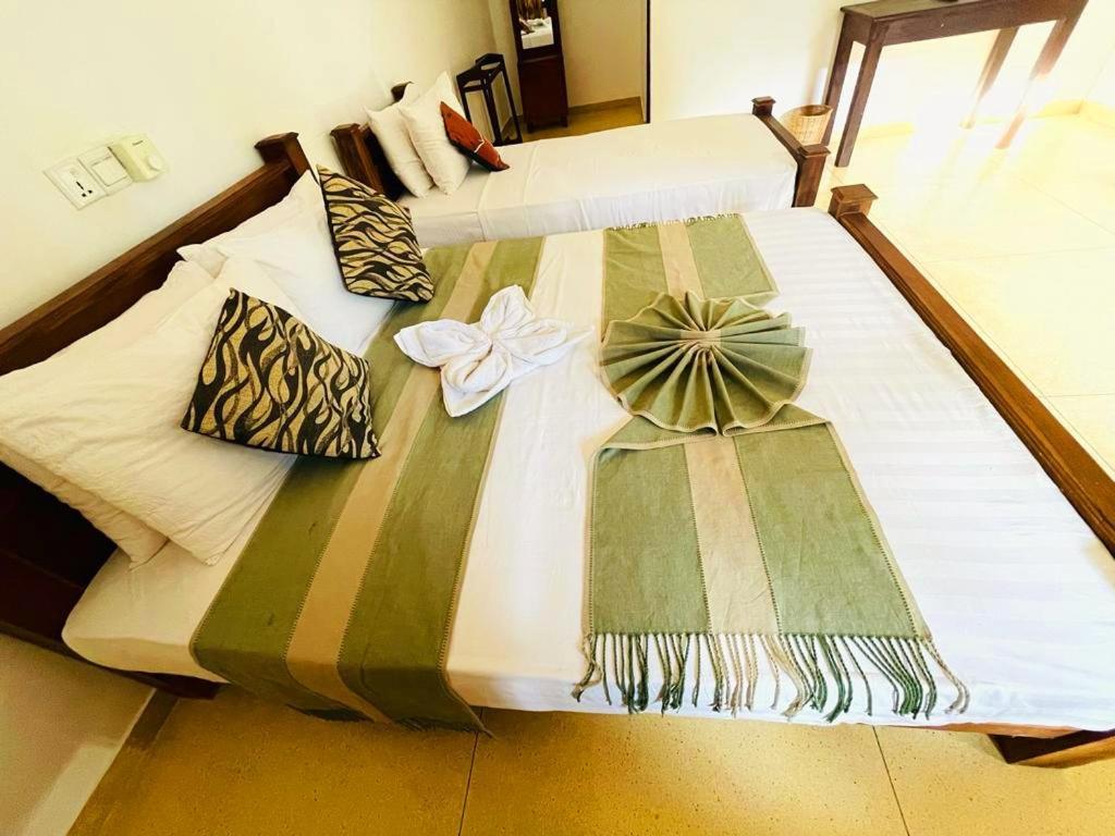 Kingfisher Resort Sigiriya Exterior photo